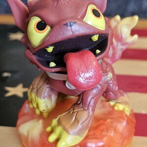 Skylanders Giants - HOT DOG - Fire Element Figure (Series 1) - Activision 2012